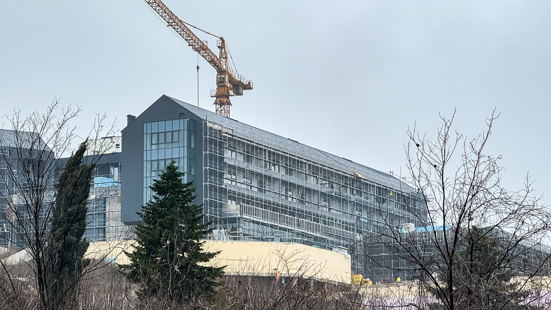 According to the amendment of the deadline by HEPA, the new date for the project completion is July 31, 2026. Source: Átlátszó Vajdaság